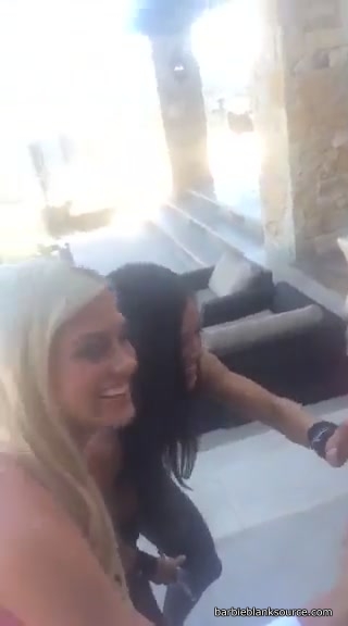 video-1440728360_mp4_040.jpg