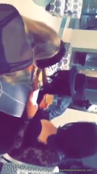 video-1453277075_mp4_145.jpg