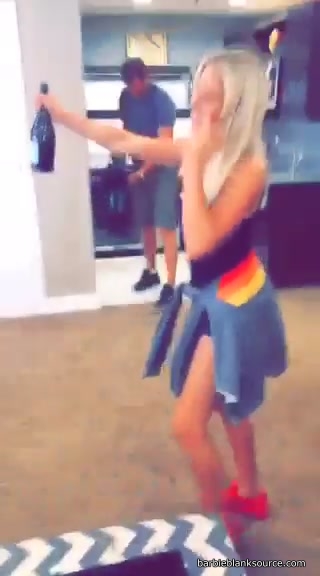 video-1458283718_393.jpg