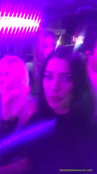 video-1458284477_01.jpg