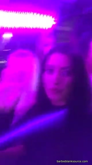 video-1458284477_06.jpg