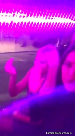 video-1458284477_30.jpg