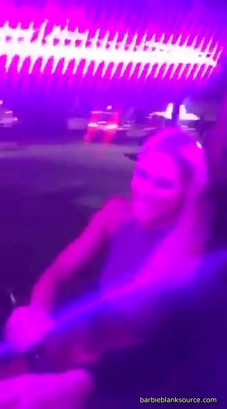 video-1458284477_43.jpg