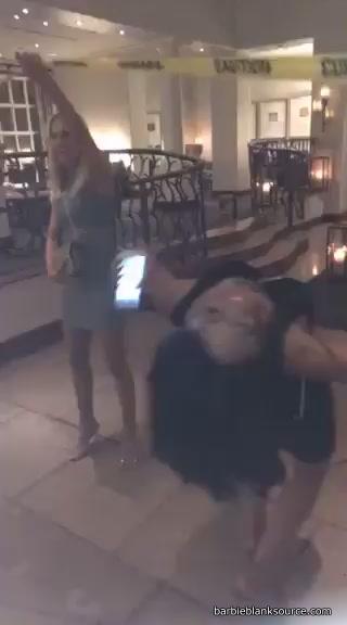 video-1458287864_01.jpg