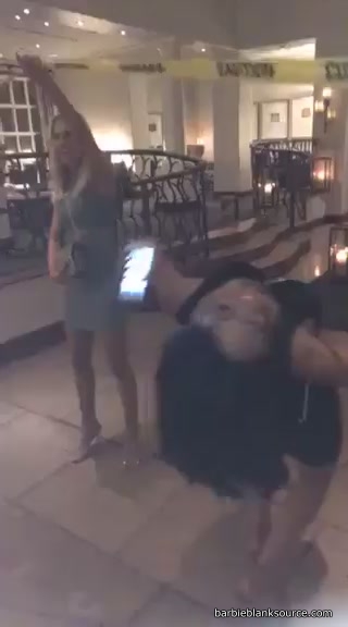 video-1458287864_02.jpg