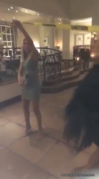 video-1458287864_07.jpg