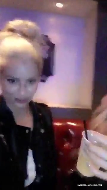 video-1476442830_10.jpg