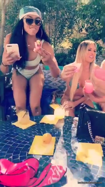 video-1493879747_03.jpg