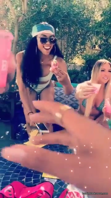 video-1493879747_05.jpg