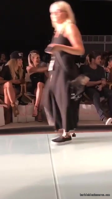video-1500699623_07.jpg