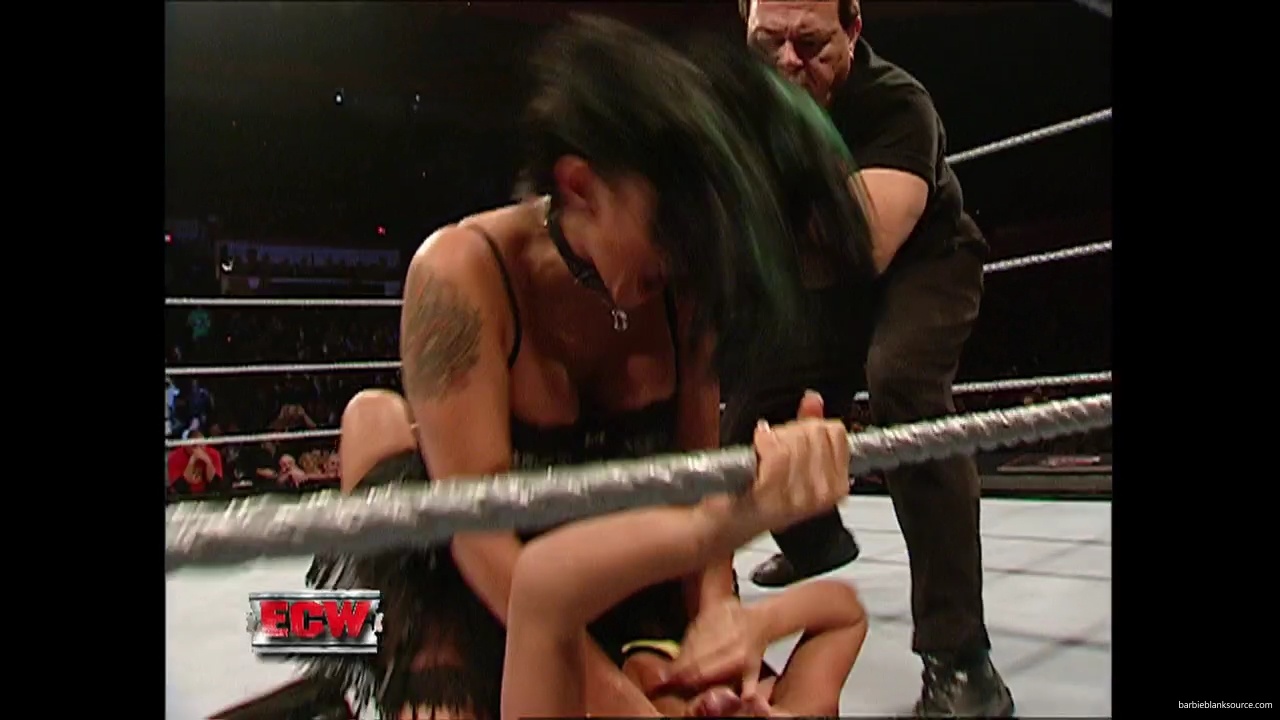 WWE_ECW_12_05_06_Ariel_vs_Kelly_mp40215.jpg