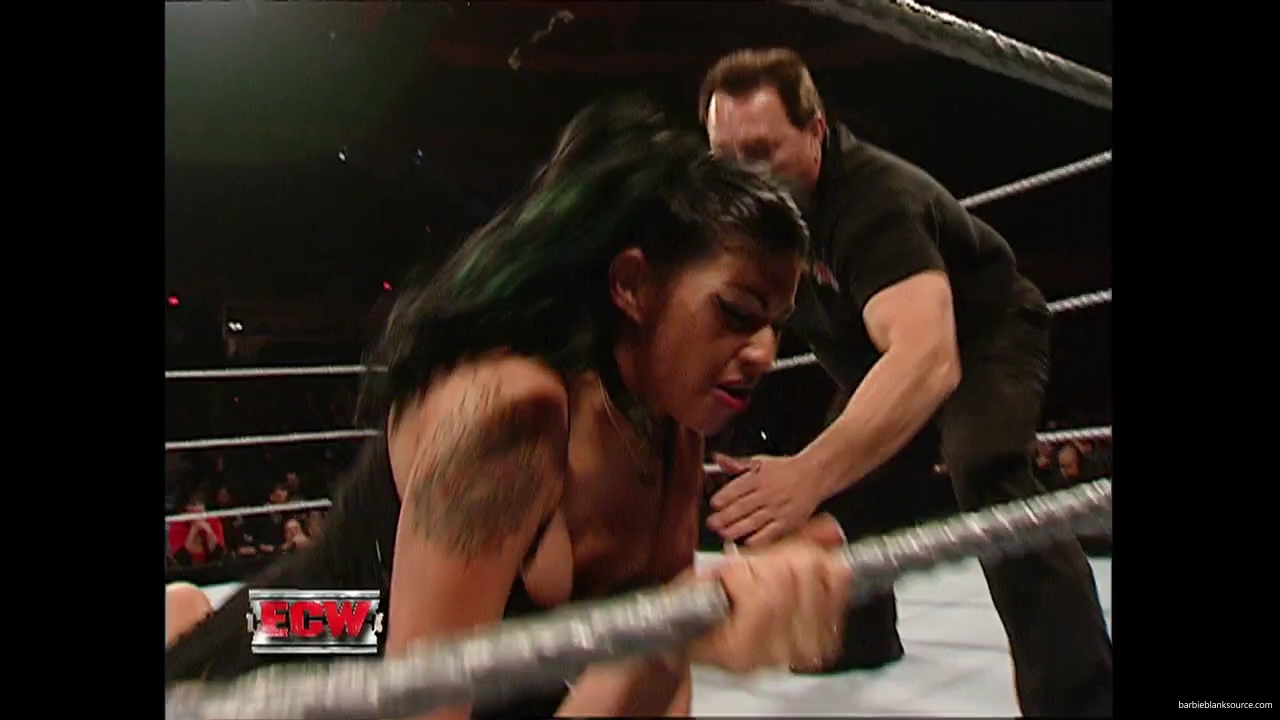 WWE_ECW_12_05_06_Ariel_vs_Kelly_mp40217.jpg