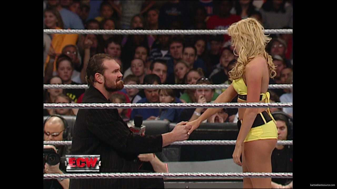WWE_ECW_12_05_06_Ariel_vs_Kelly_mp40393.jpg