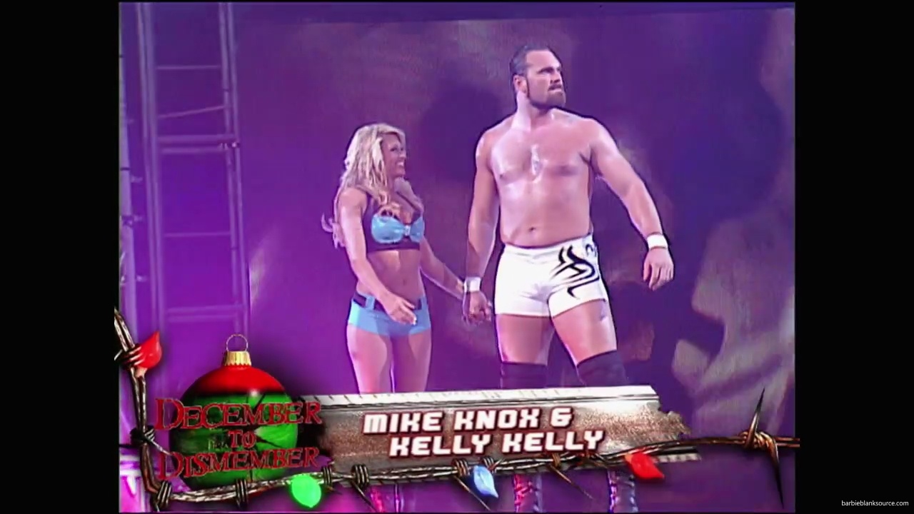 WWE_ECW_December_To_Dismember_2006_Ariel_Thorne_vs_Kelly_Knox_mp40012.jpg
