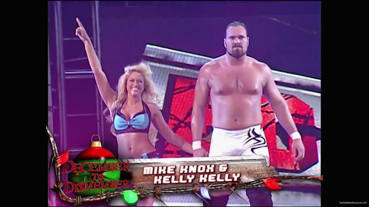 WWE_ECW_December_To_Dismember_2006_Ariel_Thorne_vs_Kelly_Knox_mp40016.jpg