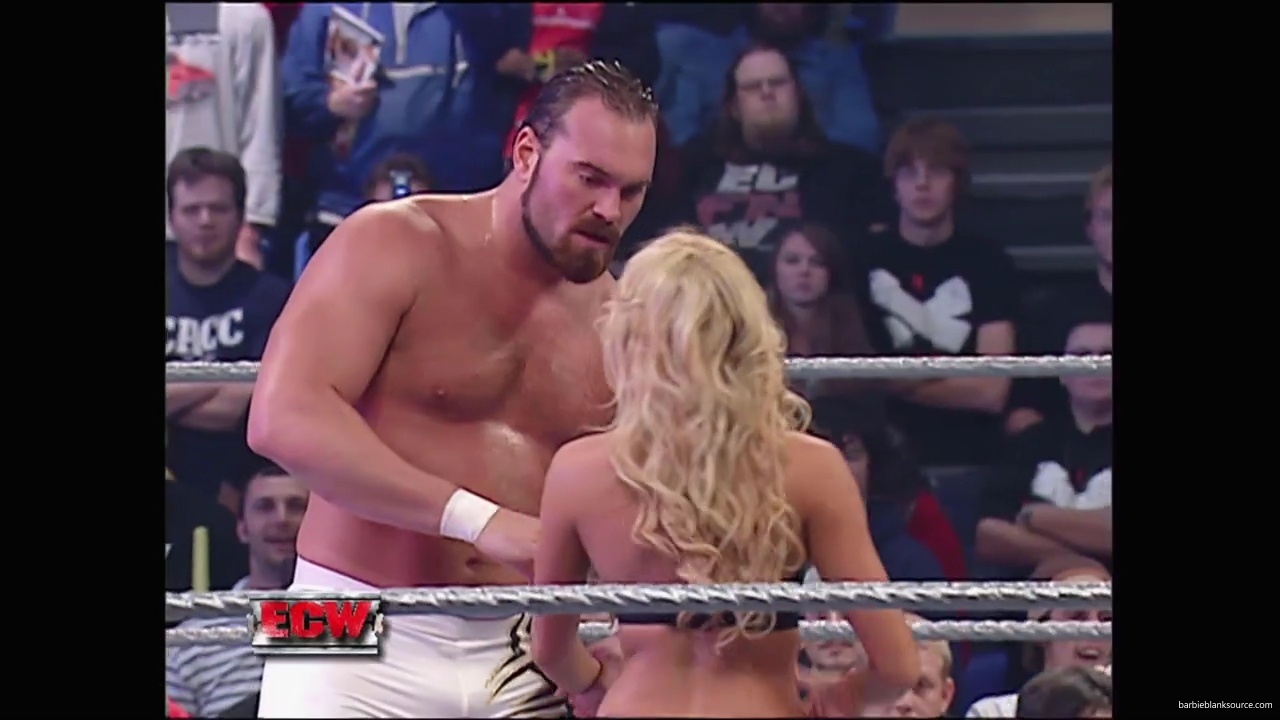 WWE_ECW_December_To_Dismember_2006_Ariel_Thorne_vs_Kelly_Knox_mp40037.jpg