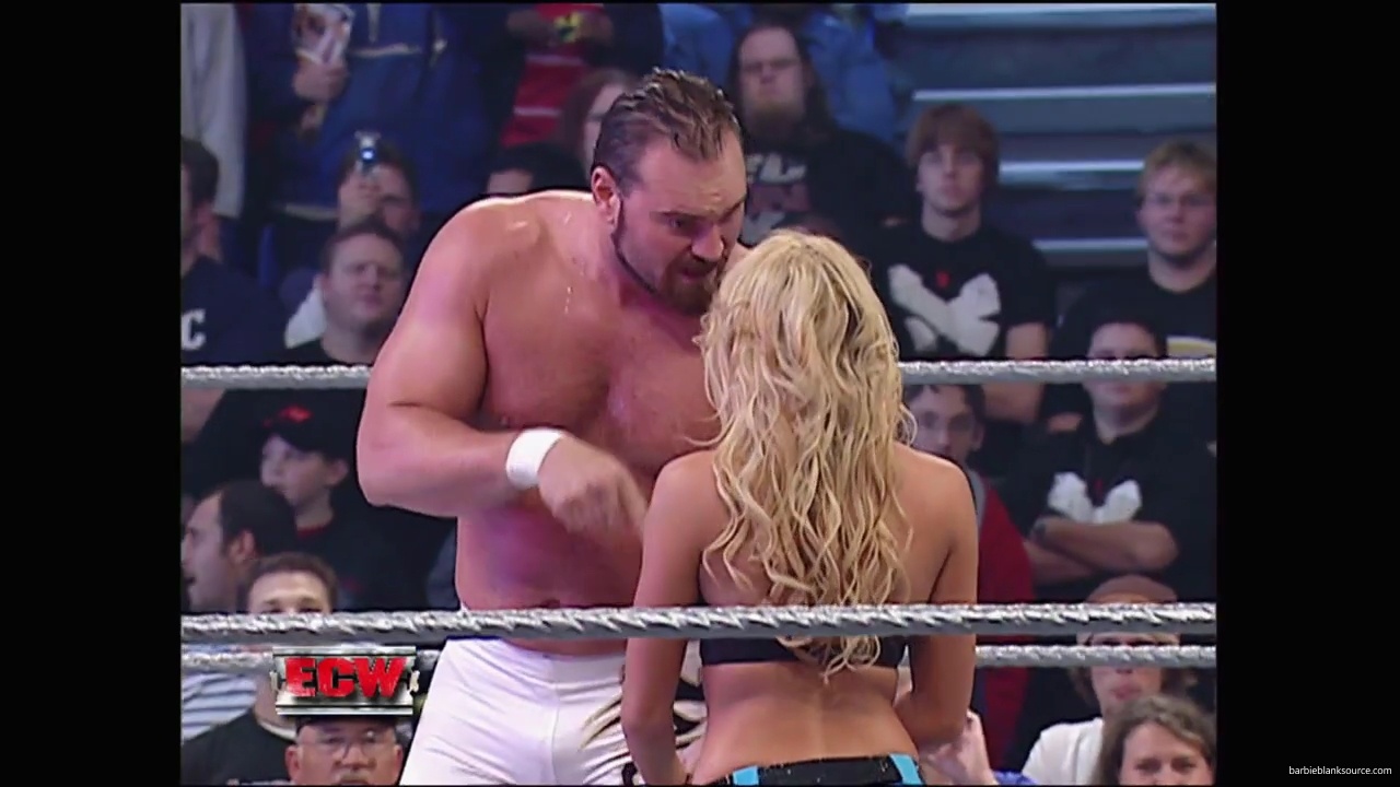 WWE_ECW_December_To_Dismember_2006_Ariel_Thorne_vs_Kelly_Knox_mp40039.jpg