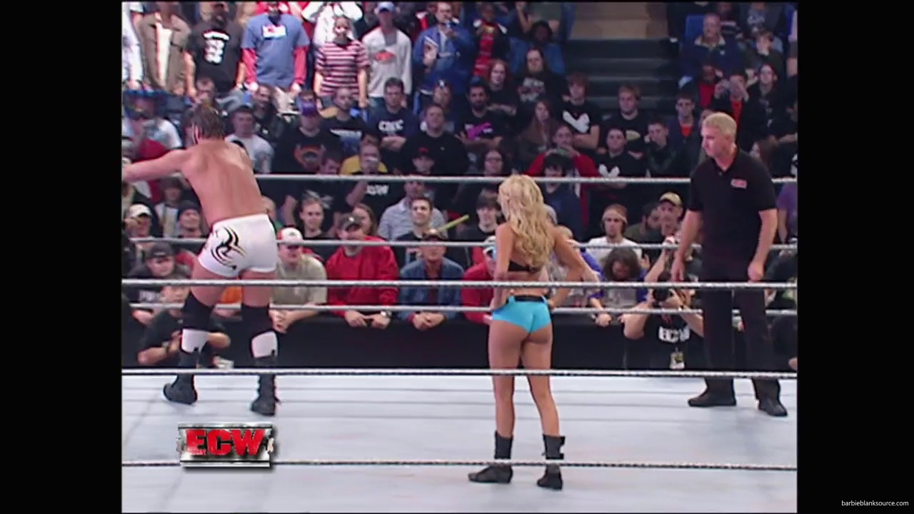 WWE_ECW_December_To_Dismember_2006_Ariel_Thorne_vs_Kelly_Knox_mp40041.jpg
