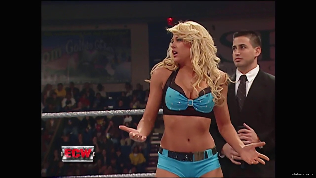 WWE_ECW_December_To_Dismember_2006_Ariel_Thorne_vs_Kelly_Knox_mp40066.jpg