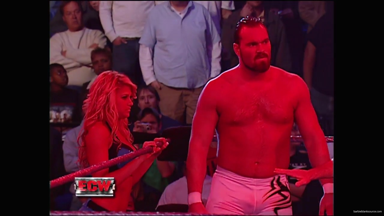 WWE_ECW_December_To_Dismember_2006_Ariel_Thorne_vs_Kelly_Knox_mp40136.jpg