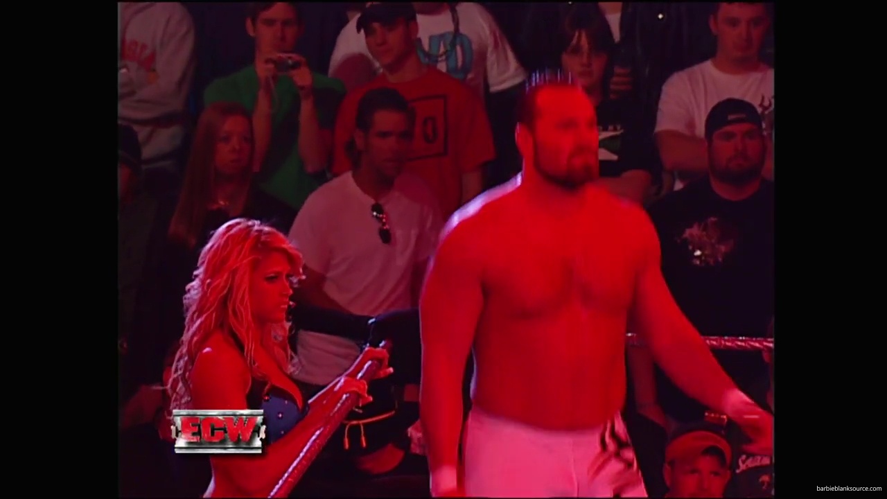 WWE_ECW_December_To_Dismember_2006_Ariel_Thorne_vs_Kelly_Knox_mp40146.jpg