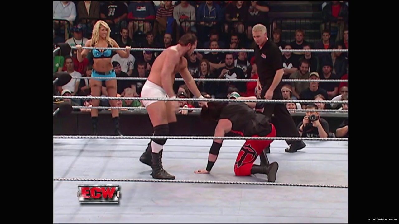 WWE_ECW_December_To_Dismember_2006_Ariel_Thorne_vs_Kelly_Knox_mp40315.jpg