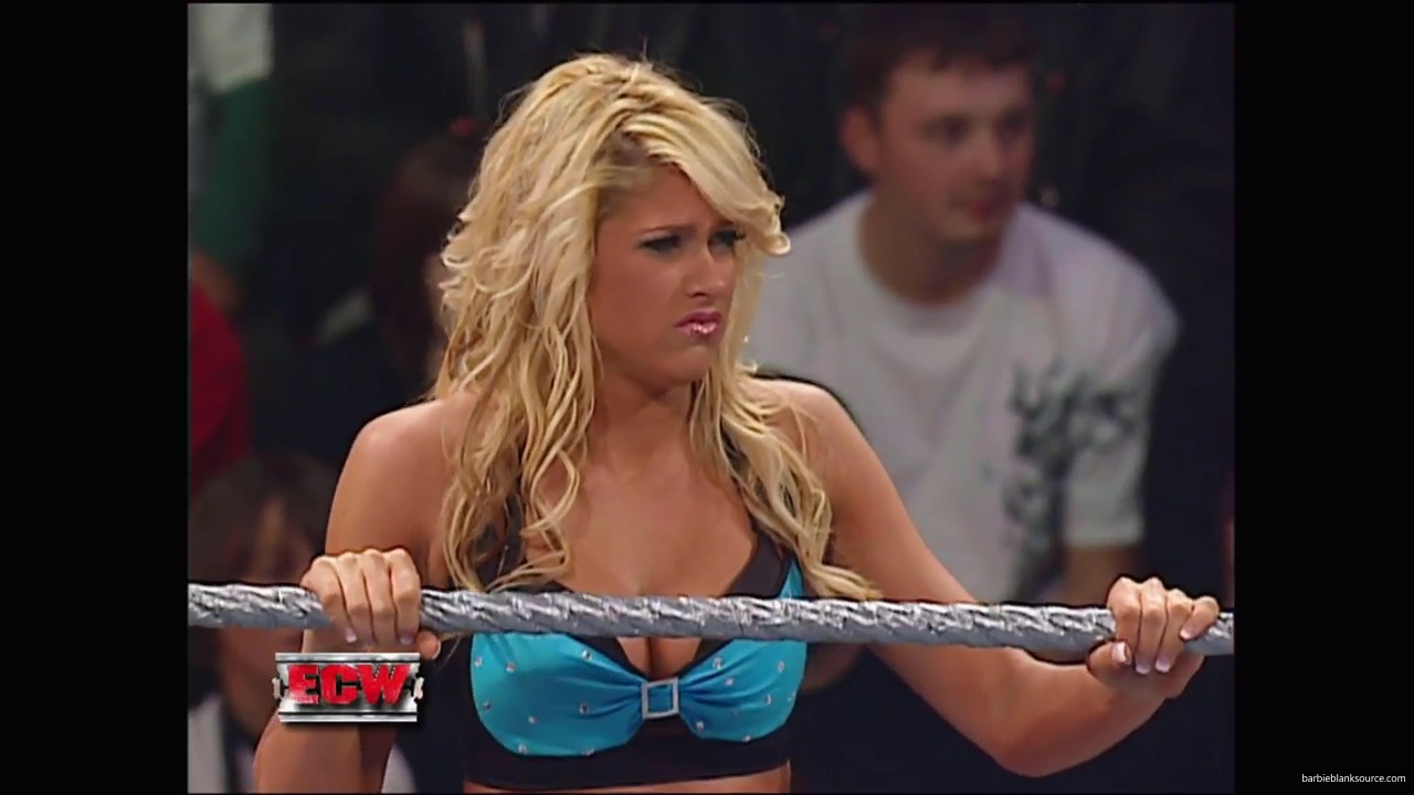 WWE_ECW_December_To_Dismember_2006_Ariel_Thorne_vs_Kelly_Knox_mp40358.jpg