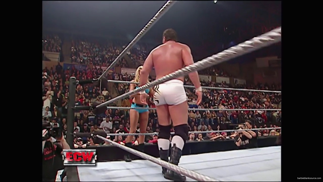 WWE_ECW_December_To_Dismember_2006_Ariel_Thorne_vs_Kelly_Knox_mp40477.jpg