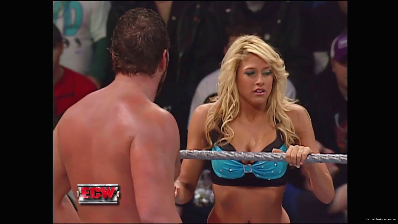 WWE_ECW_December_To_Dismember_2006_Ariel_Thorne_vs_Kelly_Knox_mp40479.jpg