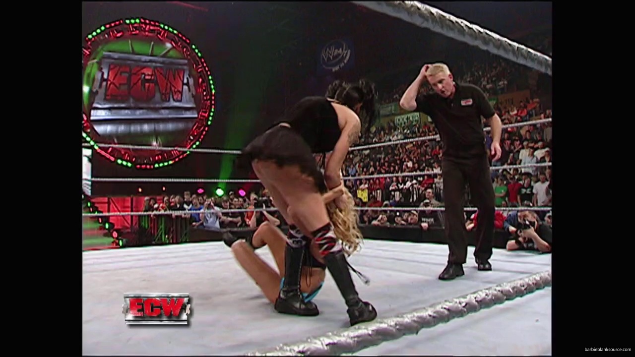 WWE_ECW_December_To_Dismember_2006_Ariel_Thorne_vs_Kelly_Knox_mp40498.jpg