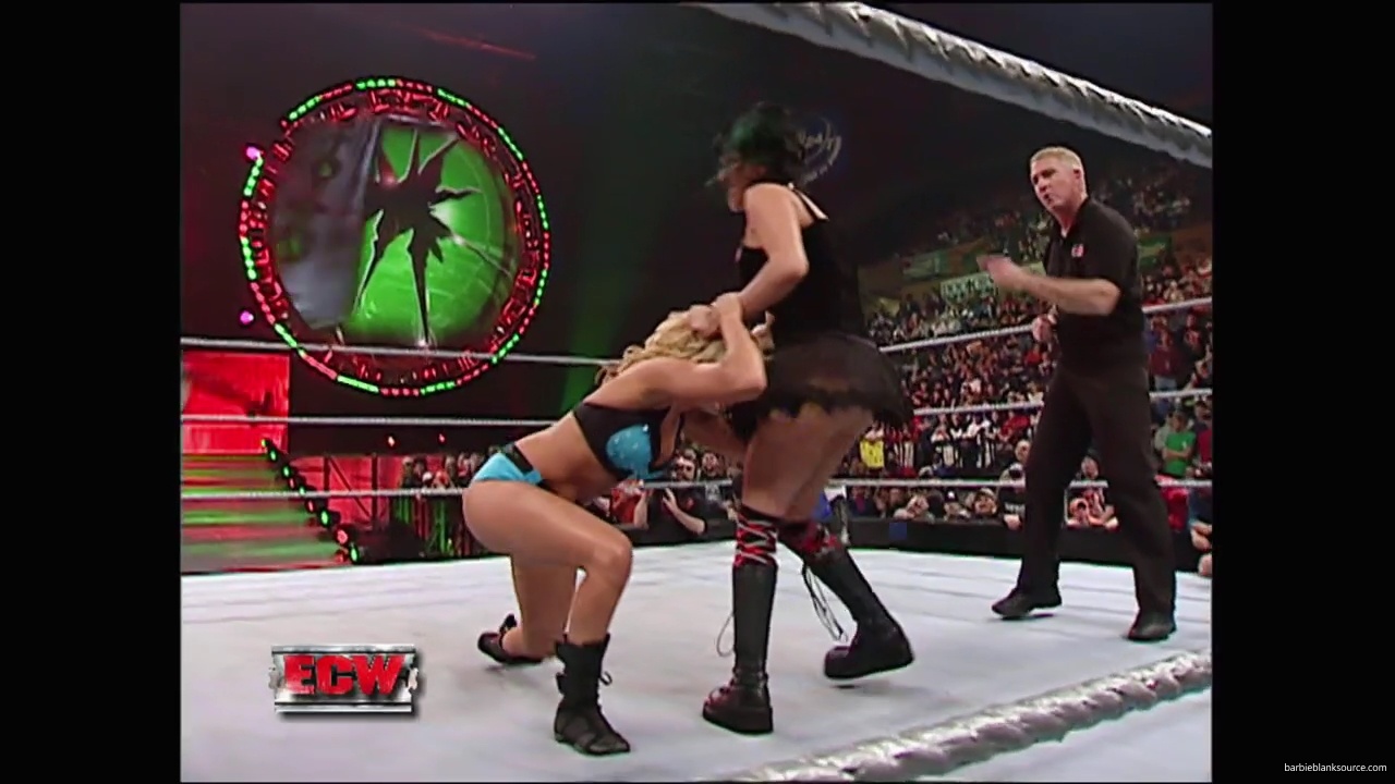 WWE_ECW_December_To_Dismember_2006_Ariel_Thorne_vs_Kelly_Knox_mp40499.jpg WWE_ECW_December_To_Dismember_2006_Ariel_Thorne_vs_Kelly_Knox_mp40499.jpg