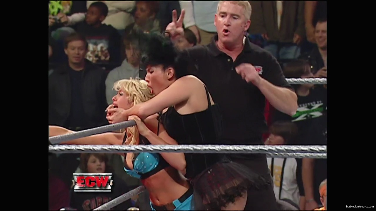 WWE_ECW_December_To_Dismember_2006_Ariel_Thorne_vs_Kelly_Knox_mp40620.jpg