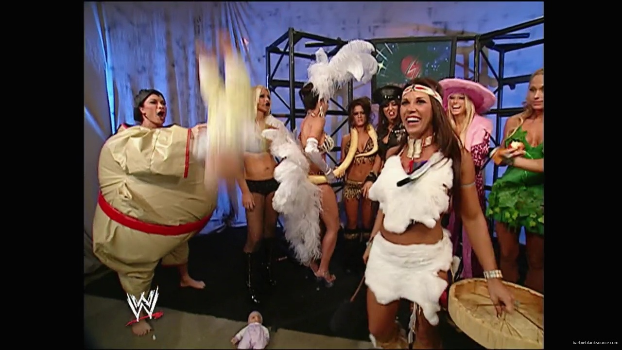 WWE_Cyber_Sunday_2007_Divas_Segments_mp42102.jpg