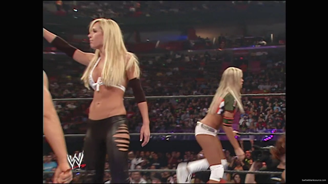 WWE_Survivor_Series_2007_Beth_Jillian_Layla_Melina_Victoria_vs_Kelly_Maria_Michelle_Mickie_Torrie_mp40163.jpg