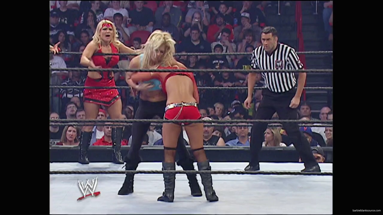 WWE_Survivor_Series_2007_Beth_Jillian_Layla_Melina_Victoria_vs_Kelly_Maria_Michelle_Mickie_Torrie_mp40263.jpg
