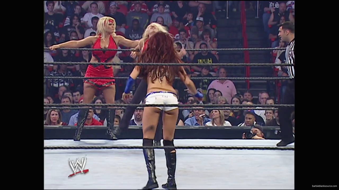 WWE_Survivor_Series_2007_Beth_Jillian_Layla_Melina_Victoria_vs_Kelly_Maria_Michelle_Mickie_Torrie_mp40332.jpg