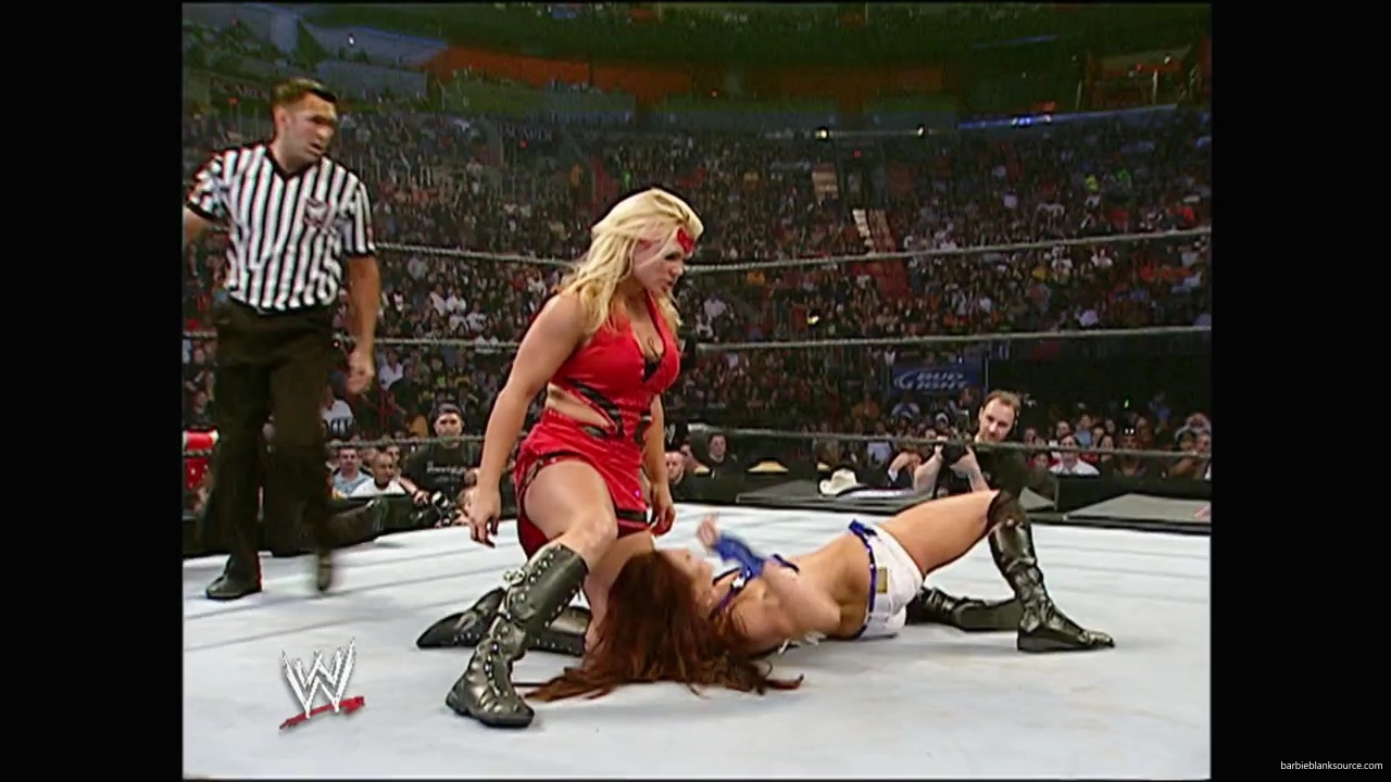 WWE_Survivor_Series_2007_Beth_Jillian_Layla_Melina_Victoria_vs_Kelly_Maria_Michelle_Mickie_Torrie_mp40342.jpg