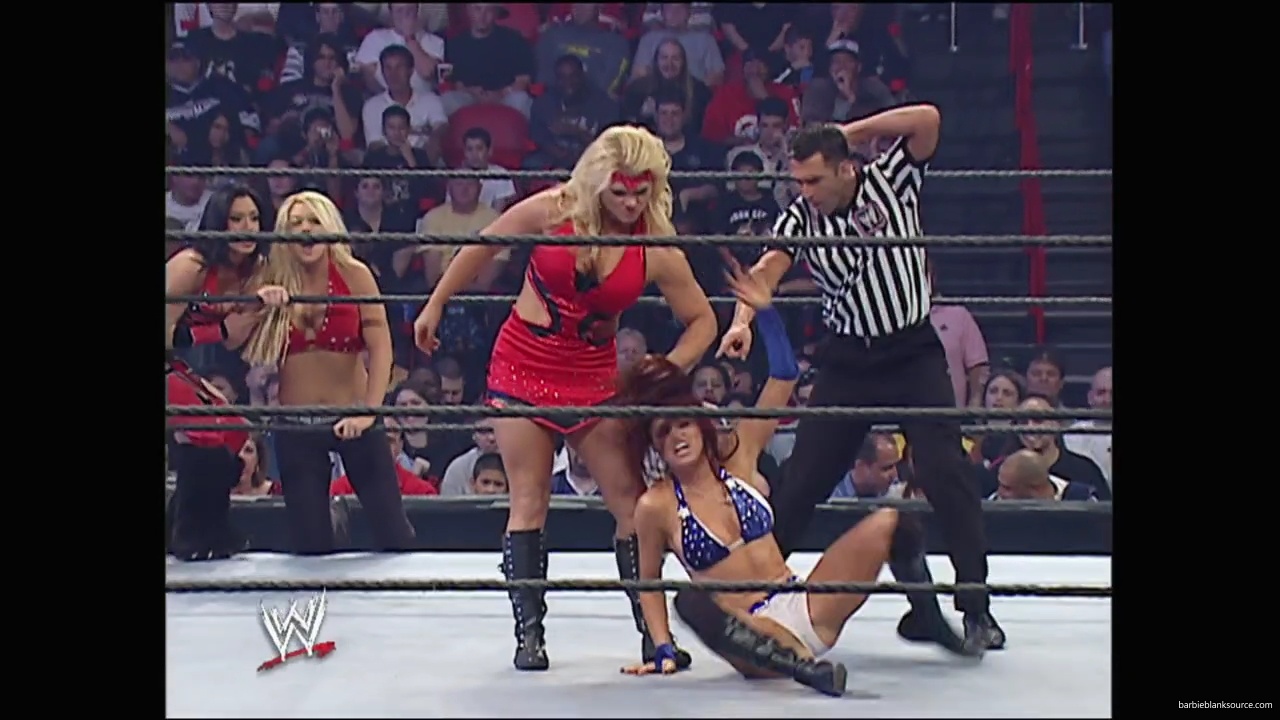 WWE_Survivor_Series_2007_Beth_Jillian_Layla_Melina_Victoria_vs_Kelly_Maria_Michelle_Mickie_Torrie_mp40345.jpg