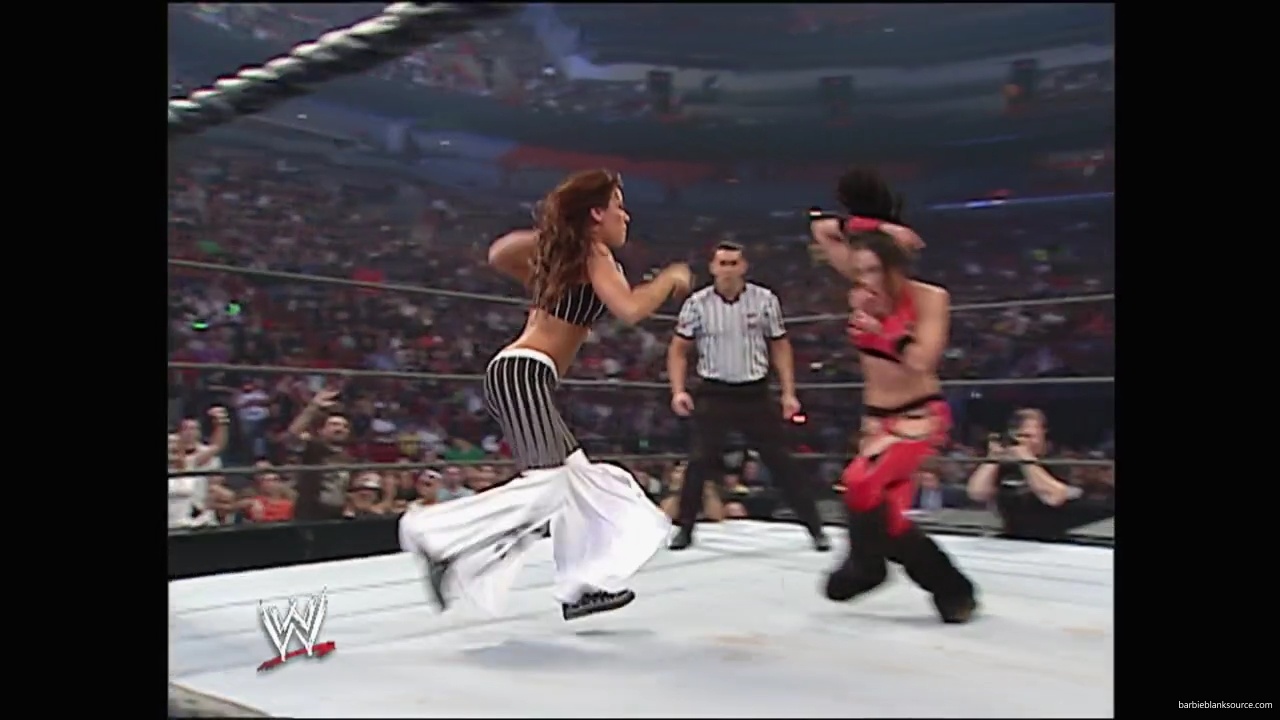 WWE_Survivor_Series_2007_Beth_Jillian_Layla_Melina_Victoria_vs_Kelly_Maria_Michelle_Mickie_Torrie_mp40400.jpg