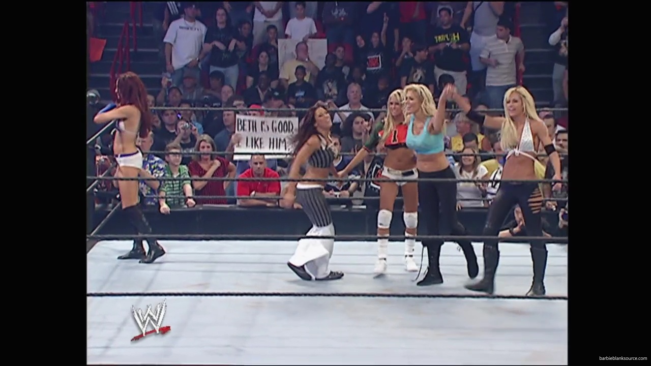 WWE_Survivor_Series_2007_Beth_Jillian_Layla_Melina_Victoria_vs_Kelly_Maria_Michelle_Mickie_Torrie_mp40482.jpg