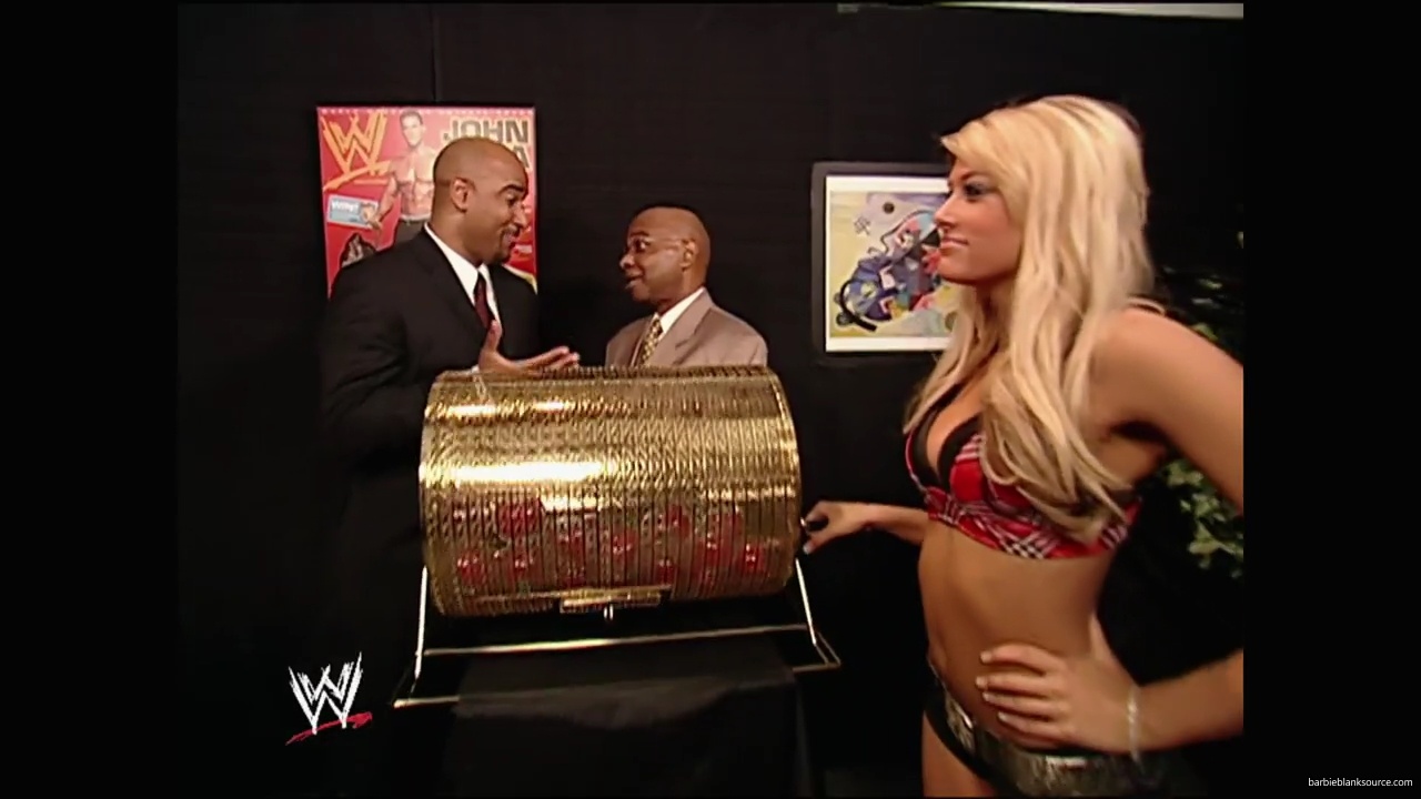 WWE_Royal_Rumble_2007_Kelly_Backstage_Segments_mp41598.jpg