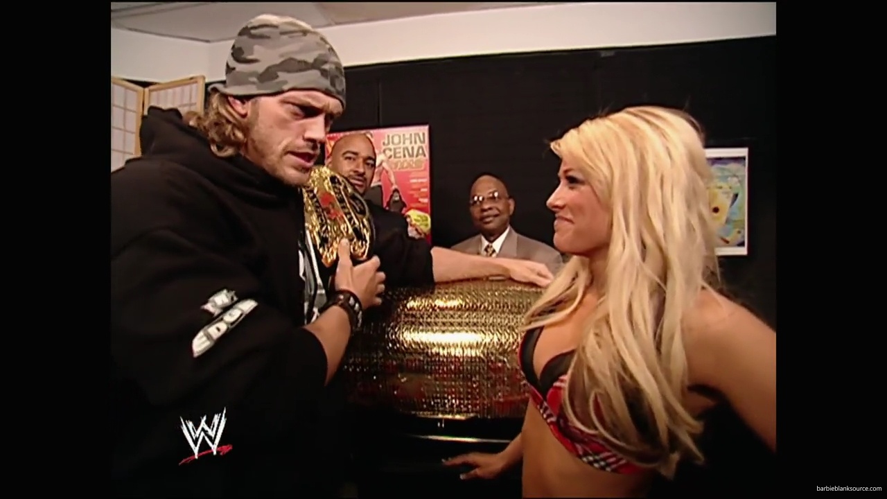 WWE_Royal_Rumble_2007_Kelly_Backstage_Segments_mp41627.jpg