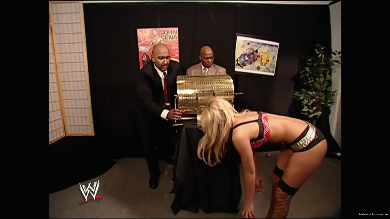 WWE_Royal_Rumble_2007_Kelly_Backstage_Segments_mp41755.jpg