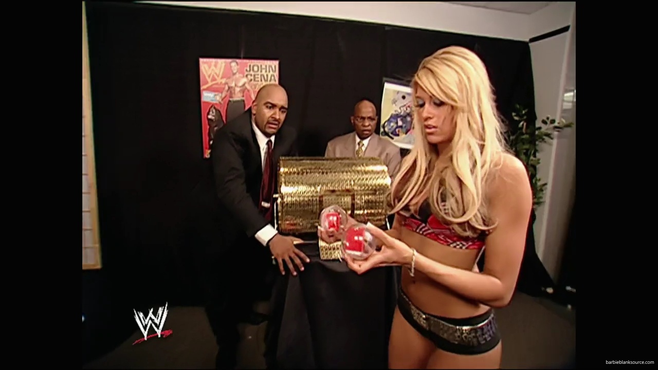 WWE_Royal_Rumble_2007_Kelly_Backstage_Segments_mp41757.jpg