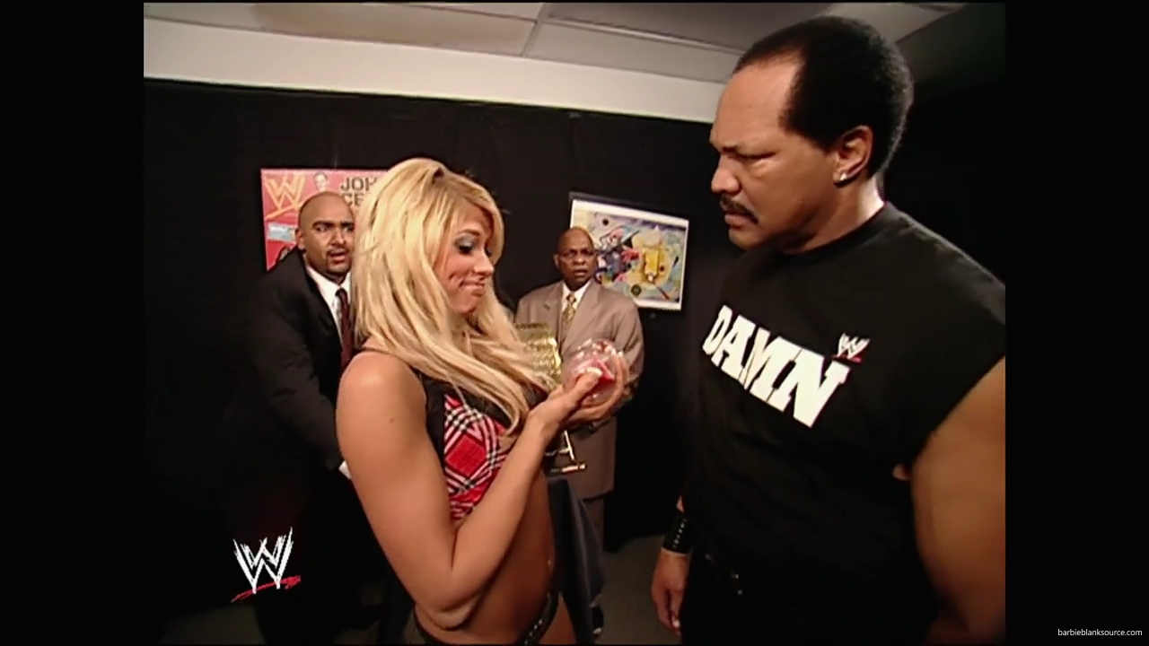 WWE_Royal_Rumble_2007_Kelly_Backstage_Segments_mp41772.jpg