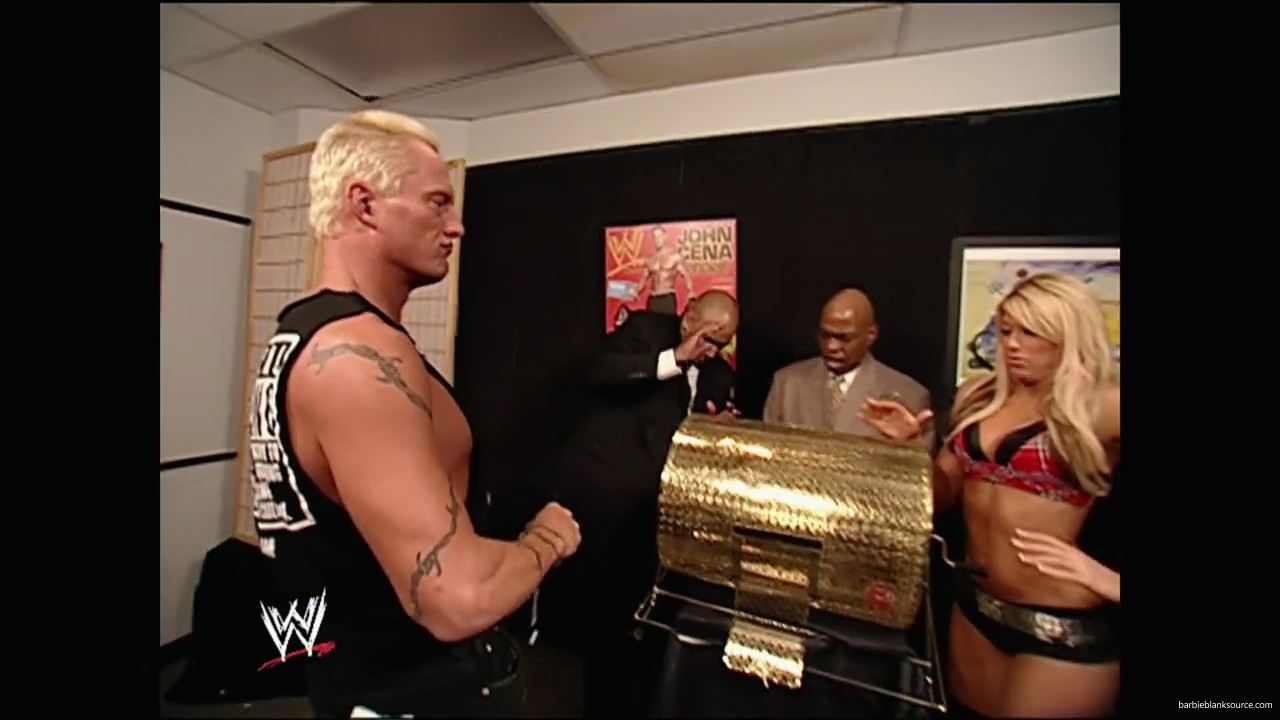 WWE_Royal_Rumble_2007_Kelly_Backstage_Segments_mp41790.jpg