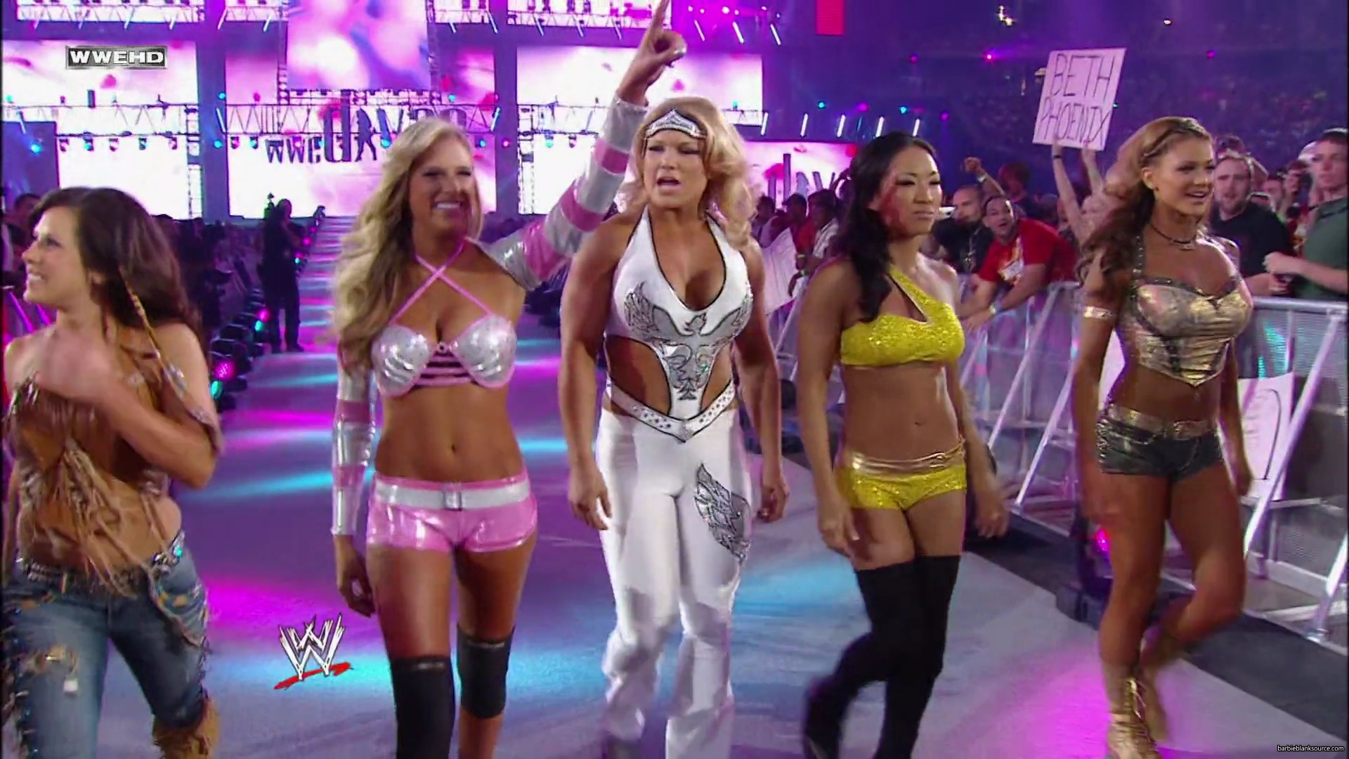 WWE_Wrestlemania_26_Alicia_Layla_Maryse_Michelle_Vickie_vs_Beth_Eve_Gail_Kelly_Mickie_mp41546.jpg
