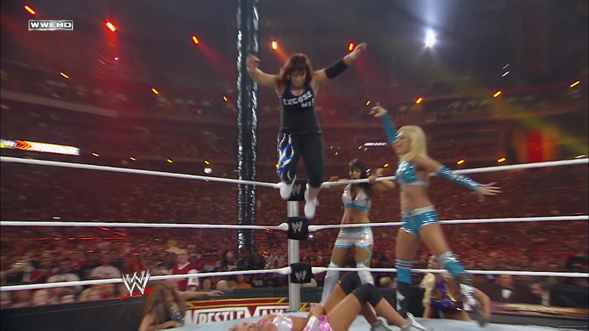 WWE_Wrestlemania_26_Alicia_Layla_Maryse_Michelle_Vickie_vs_Beth_Eve_Gail_Kelly_Mickie_mp41759.jpg