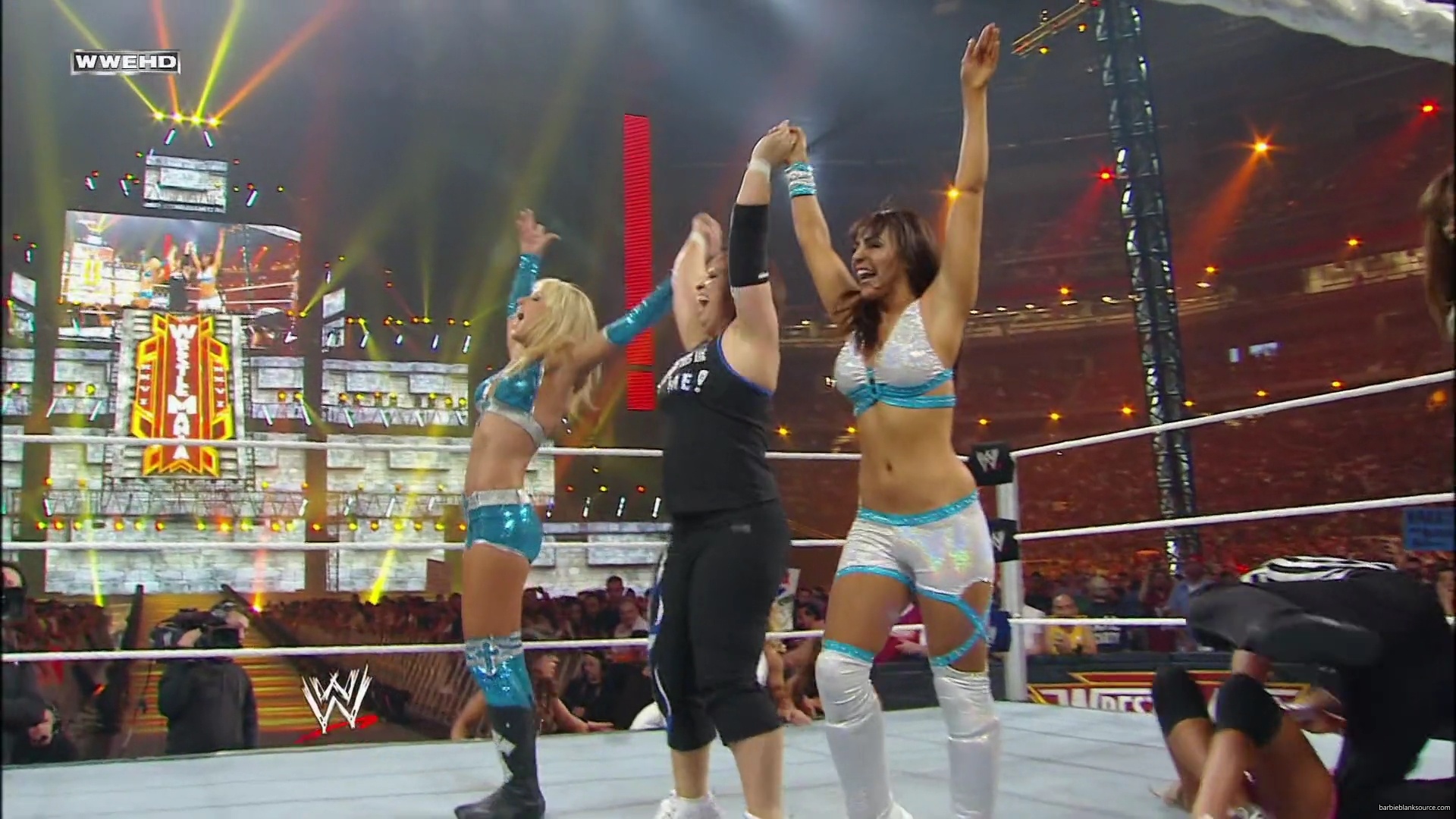 WWE_Wrestlemania_26_Alicia_Layla_Maryse_Michelle_Vickie_vs_Beth_Eve_Gail_Kelly_Mickie_mp41790.jpg