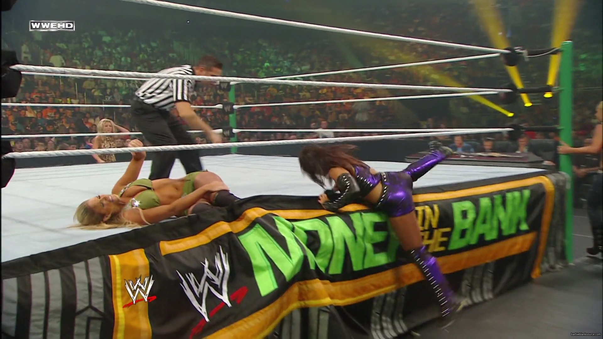 WWE_Money_In_The_Bank_2010_Kelly_vs_Layla_mp40401.jpg
